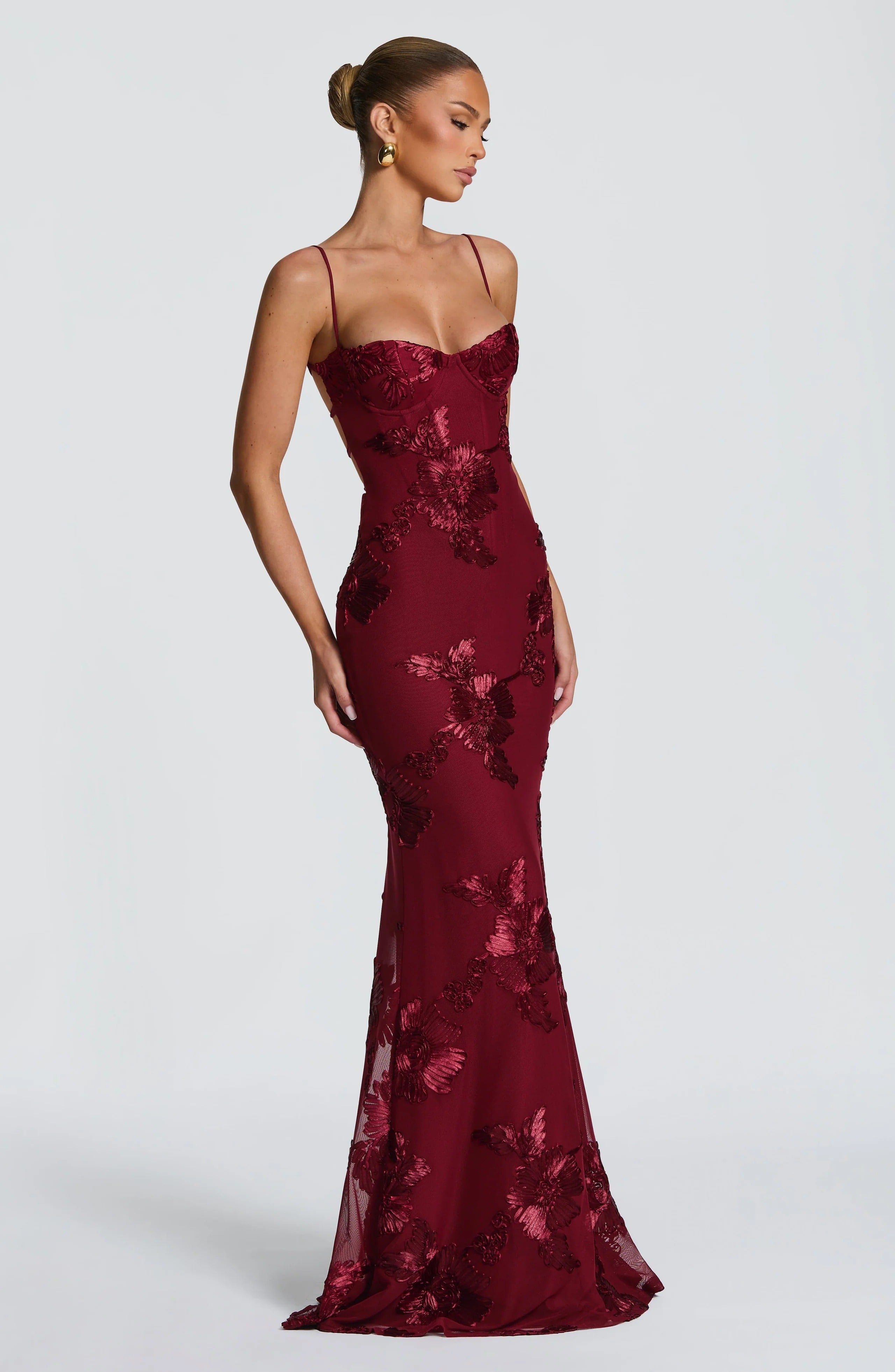 Gabriela | Vestido maxi corsé con detalles florales