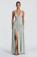 Martina | Vestido maxi halter con efecto drapeado