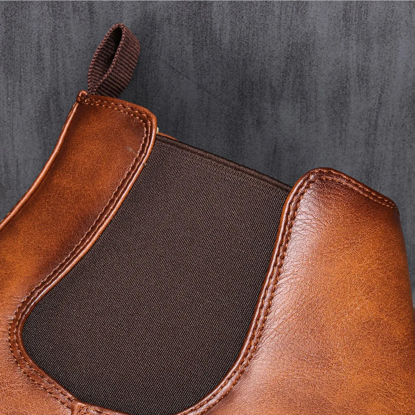 Clásico | Botín Chelsea de cuero para hombre