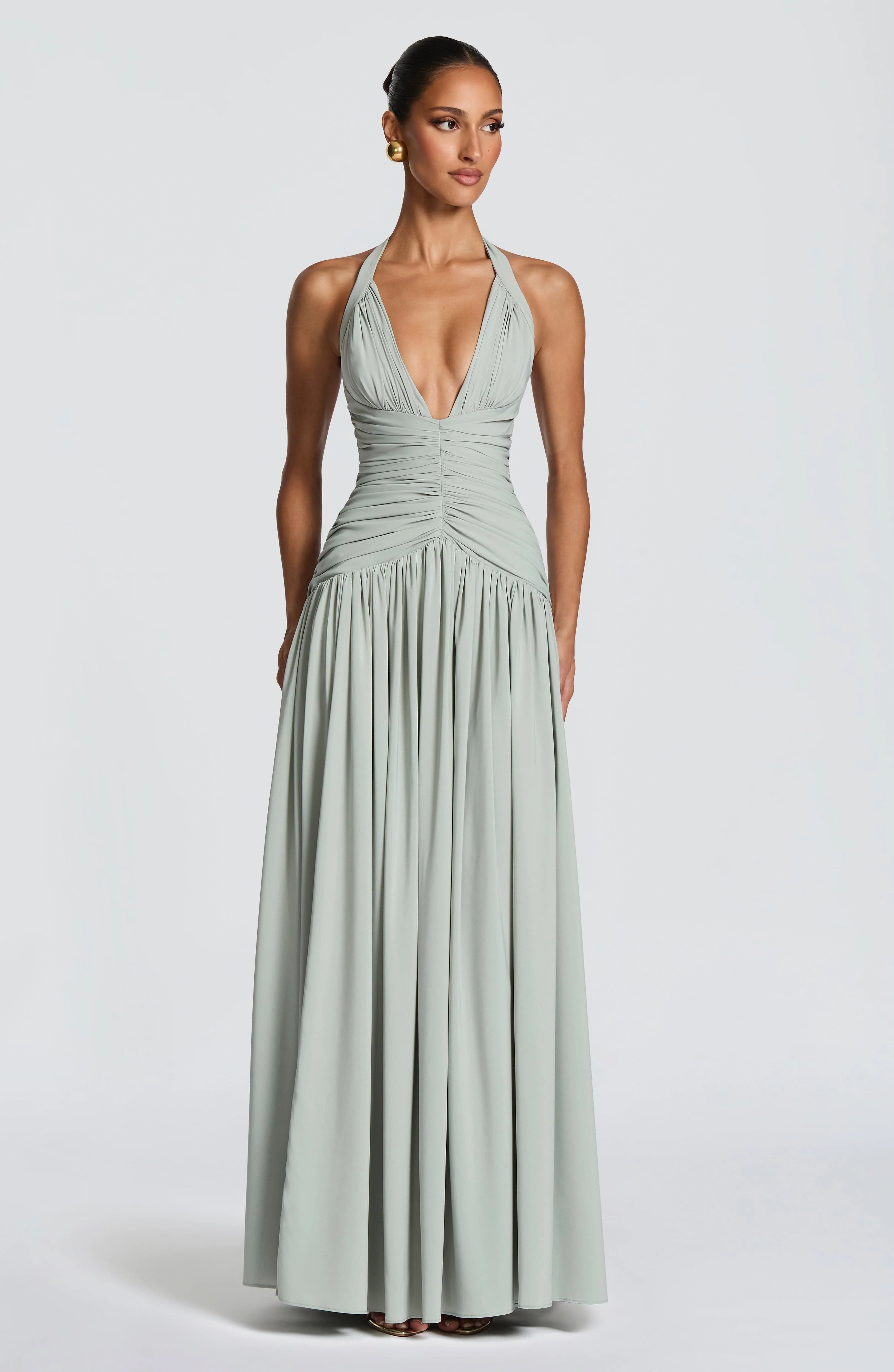Martina | Vestido maxi halter con efecto drapeado