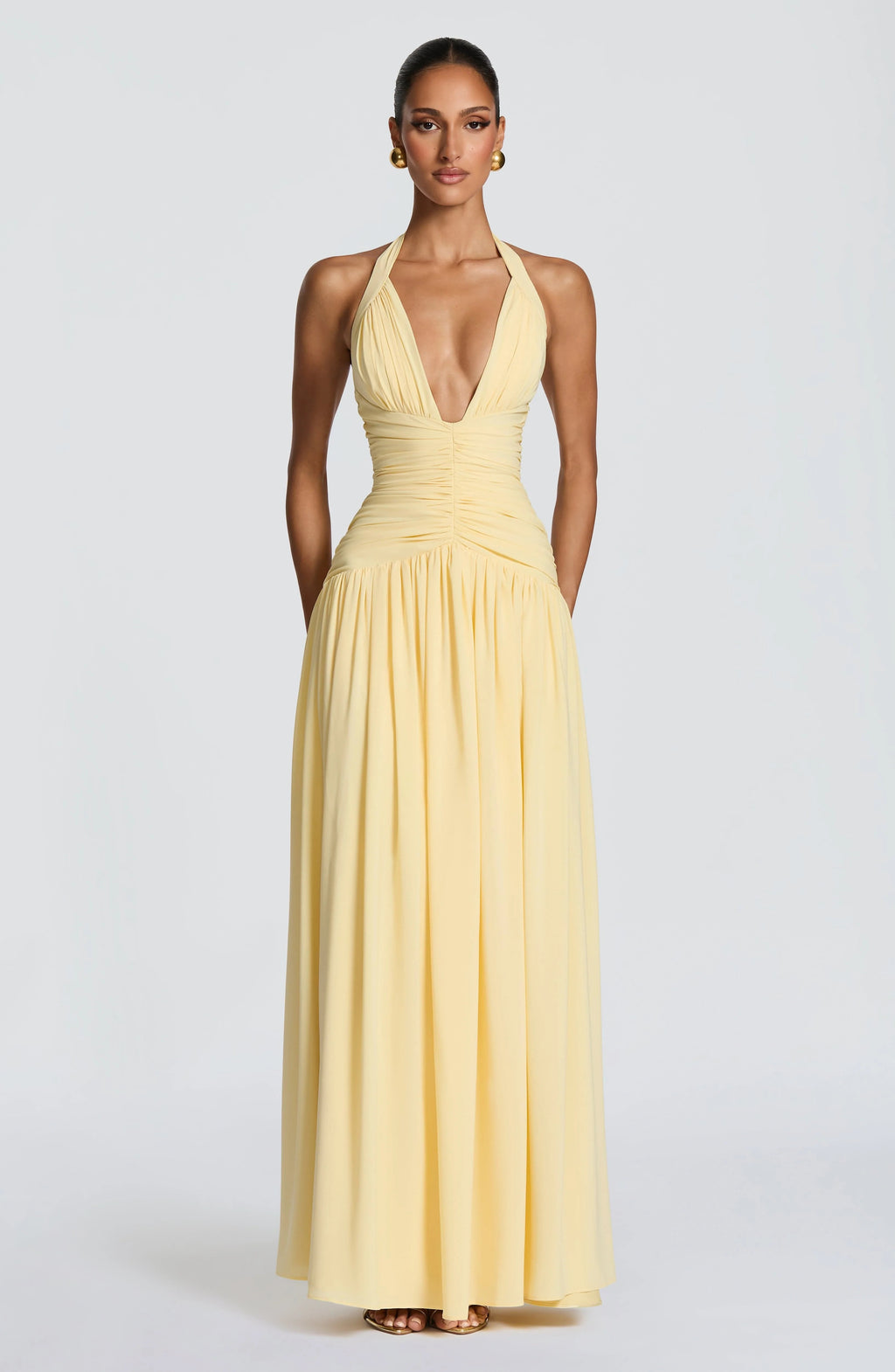 Martina | Vestido maxi halter con efecto drapeado