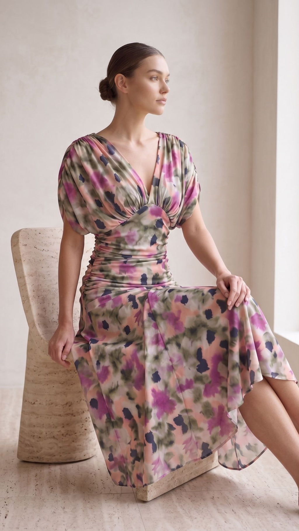 Aquarelle | Vestido midi drapeado con estampado artístico